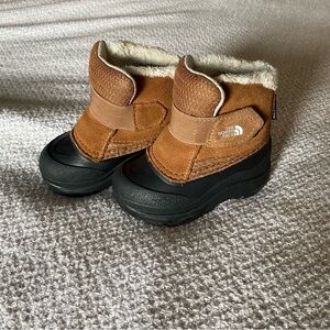 Size 6 - Toddler - North Face Alpenglow II